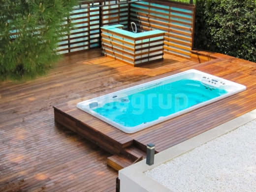 Picture: Installation outdoor swimspa installation with enclosures