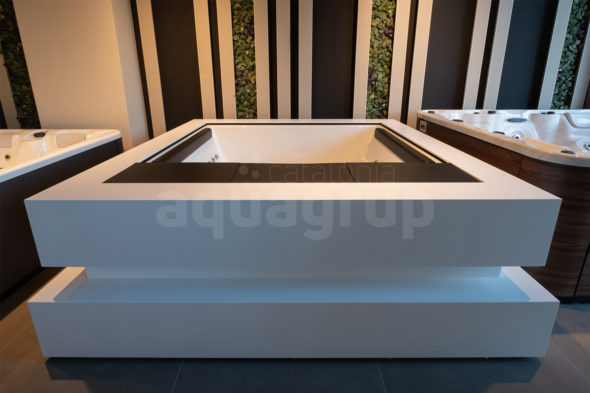 Showroom Aquagrup - ShowRoom of Spas, swimspas and enclosures in Barcelona - Aquagrup